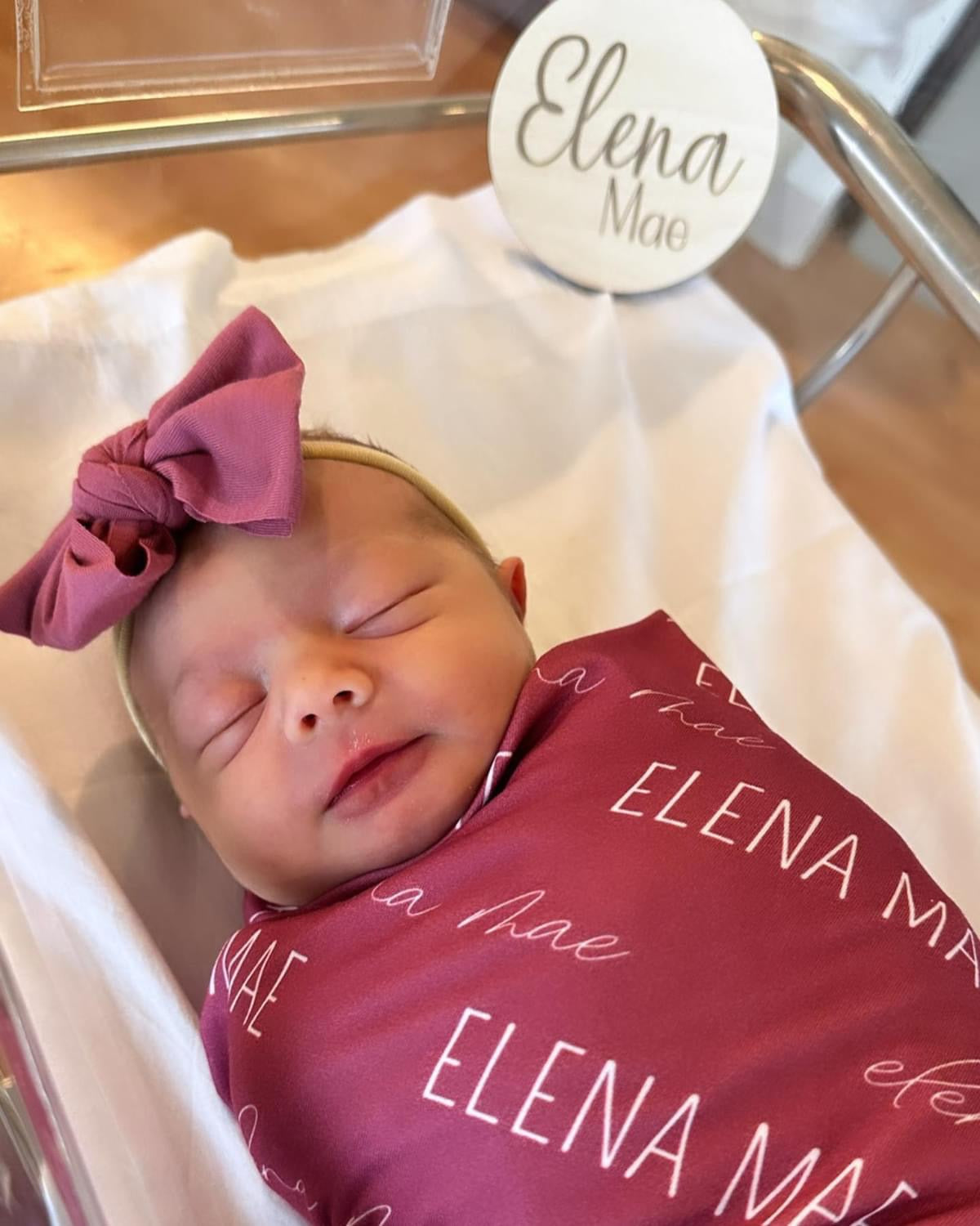 Personalized Baby Name Announcement Sign Set | Engraved Wood Birth Announcement Round | Custom Newborn Name & Stats Keepsake | Hospital Photo Prop