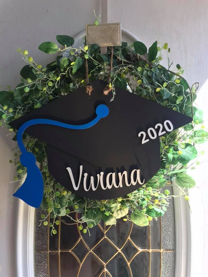 Graduation Hat Sign Graduation Hat Wood Door Sign Custom Colors and Personalize – Sugar Locks